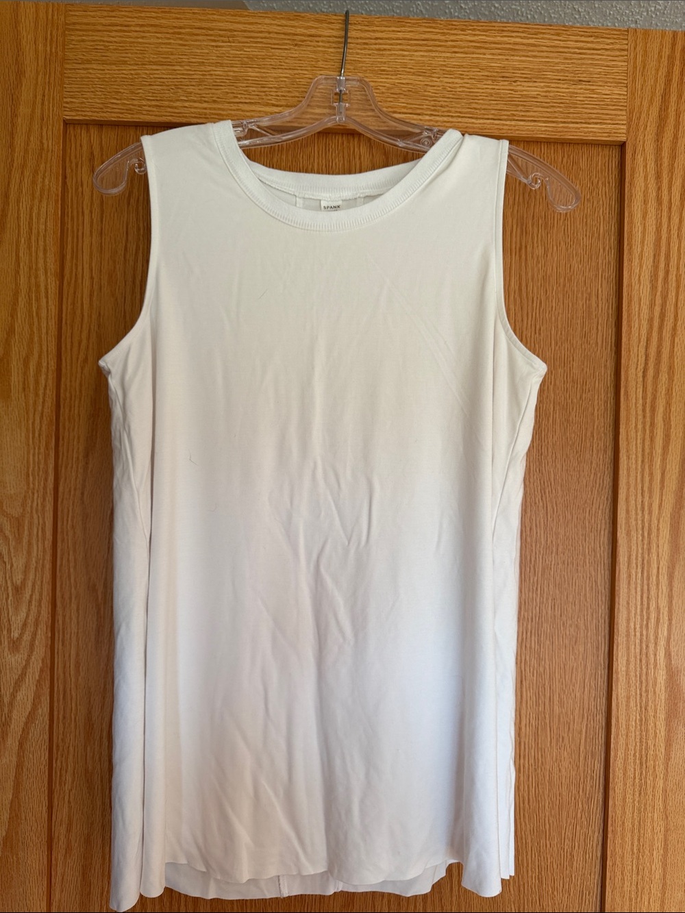 SPANX Women’s White Sleeveless Tank Top - Classic Everyday Essential medium